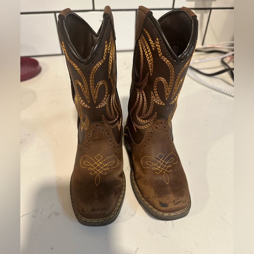 Toddler boots